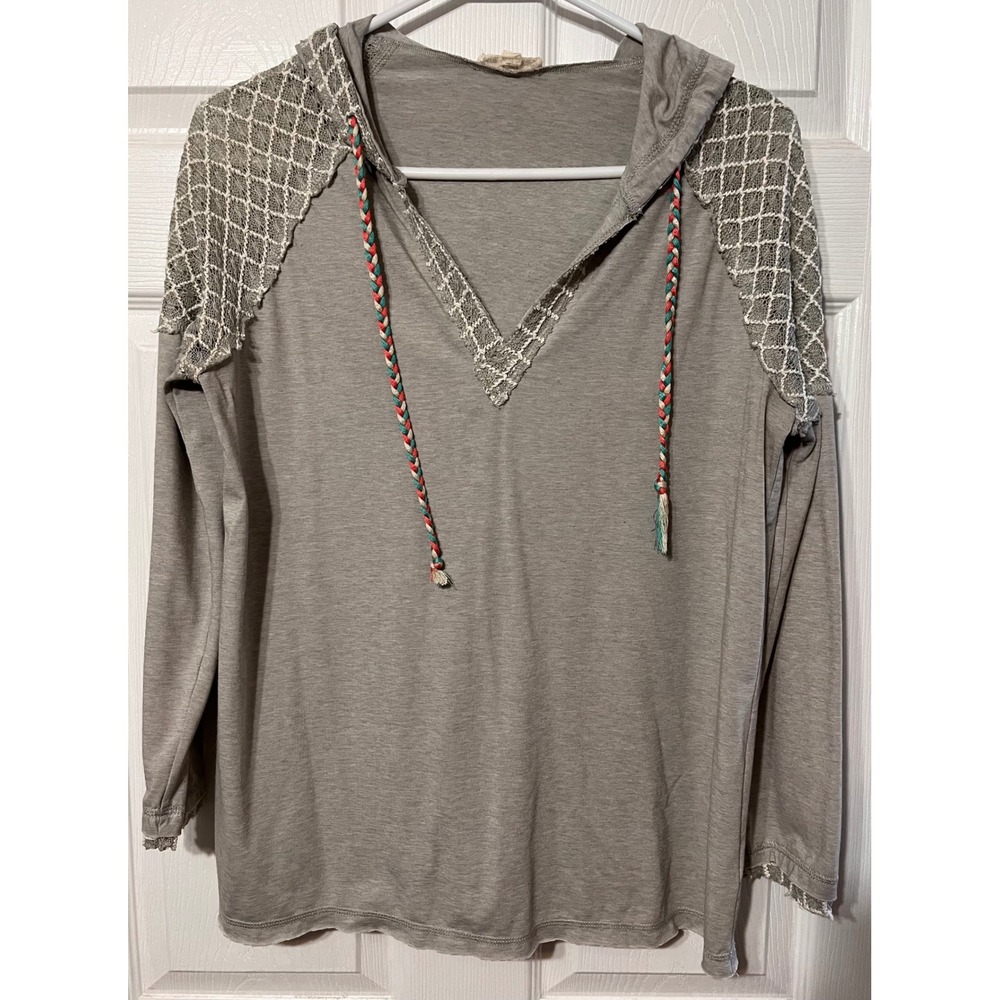 Hem & Thread Gray Crochet Lace Shoulder M Hoodie Top V-Neck Braided Drawstring